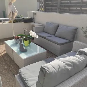 Appartement 2 Pièces Avec Grande Terrasse, La Ciotat