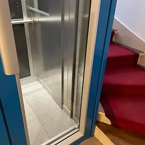 Douchedodo , Paris France